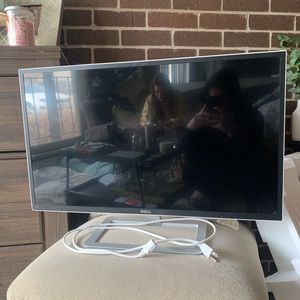 Dell D Series 31.5” White D3218HN FHD 1920x1080